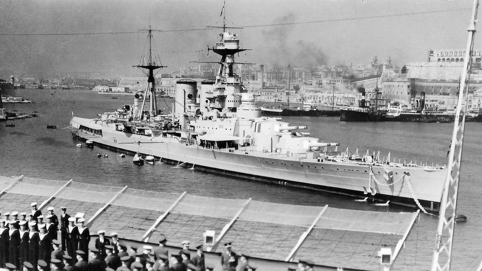 HMSHoodMalta1938.jpg