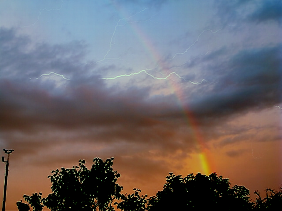 rainbow.lightning.png